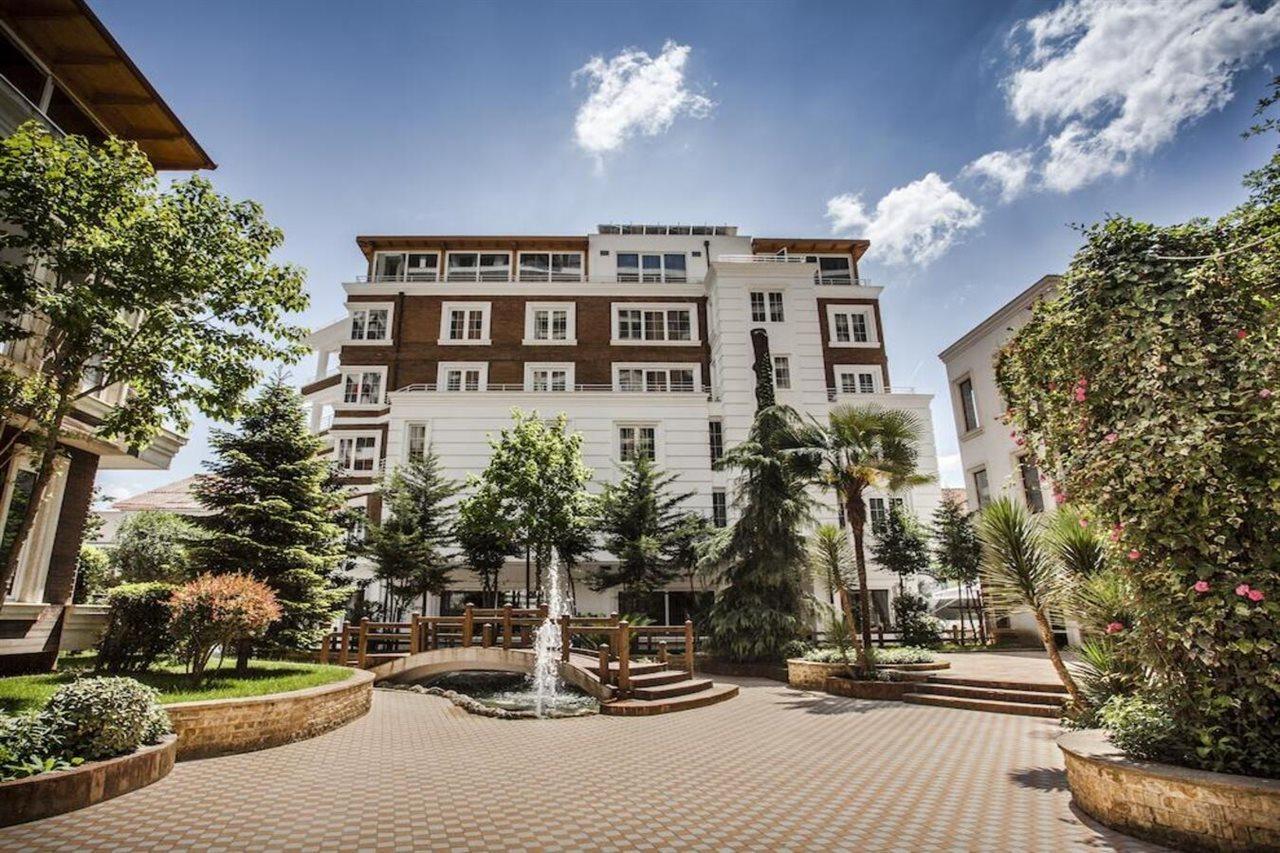 Prestige Hotel Tirana Exterior photo